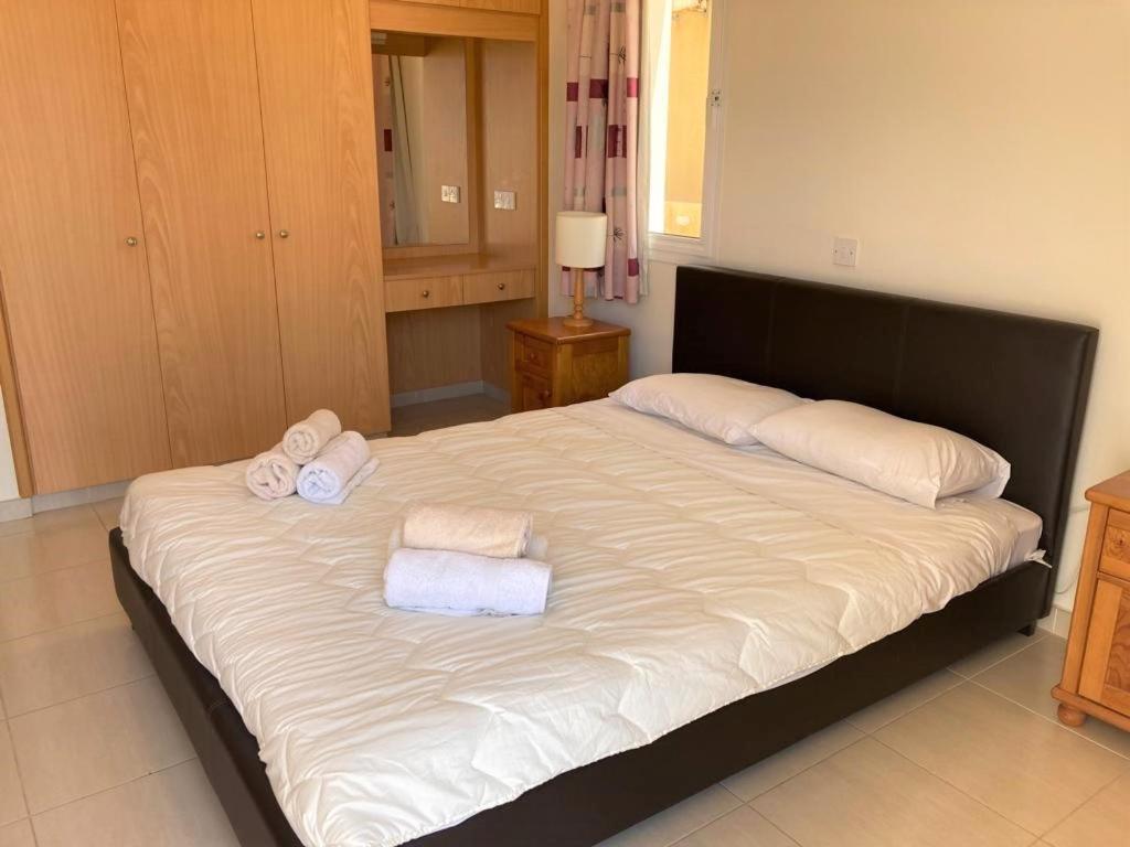 Sirena Olympia Apartment 40 Pafos Zewnętrze zdjęcie